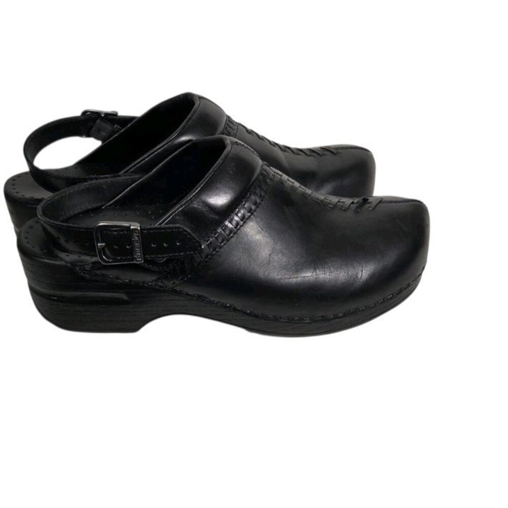 The Dansko Ingrid Black Clogs-40/ 9.5 us